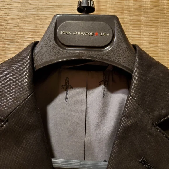 JohnVarvatos Boys New With Tag Blazer Size 18 R